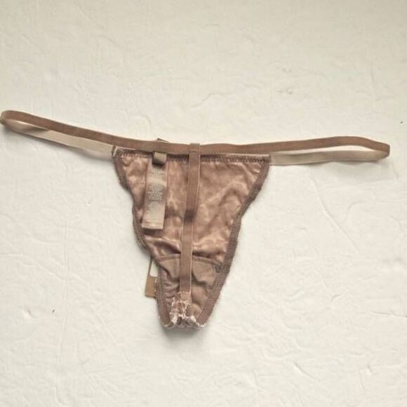 SKIMS FLOCKED LOGO PANTY NWT - Picture 8 of 9